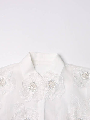 Luxus-Organzahemd mit 3D-Blumen-Paillettendetail